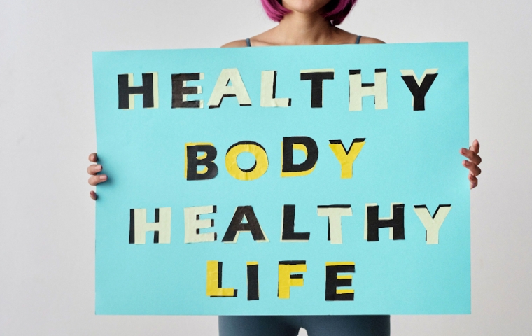 Visual: healthy body, healthy life